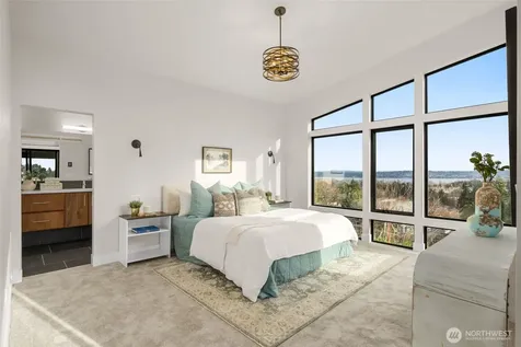 6038 50th Avenue NE Seattle WA 98115
