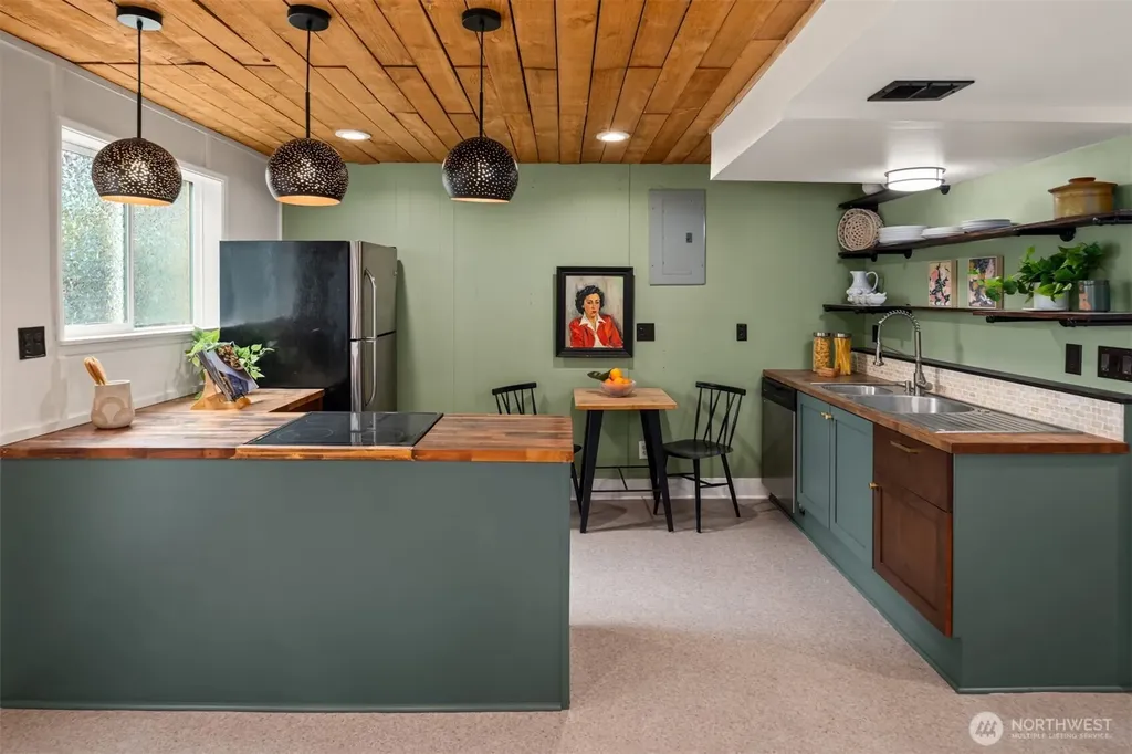 3902 S Genesee Street Seattle WA 98118