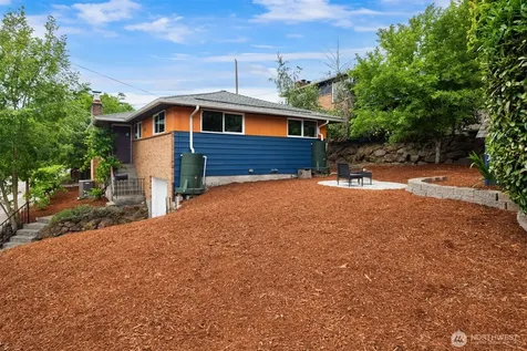 3902 S Genesee Street Seattle WA 98118
