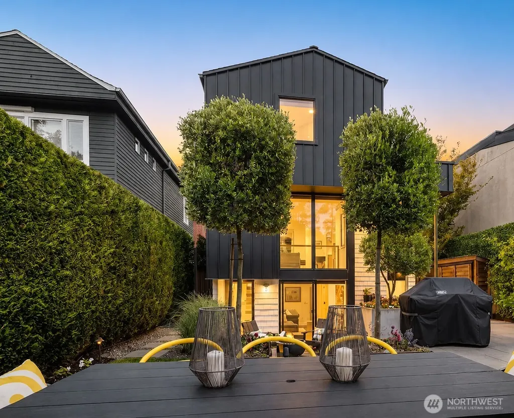 2015 42nd Avenue E Seattle WA 98112