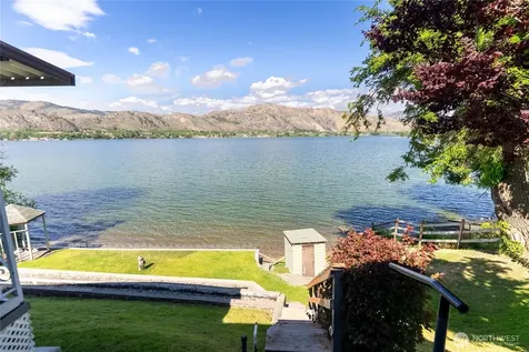 111 Eastlake Road Oroville WA 98844