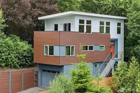 9007 Sand Point Way NE Seattle WA 98115
