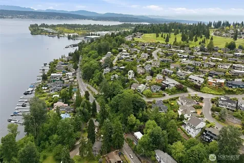 9007 Sand Point Way NE Seattle WA 98115