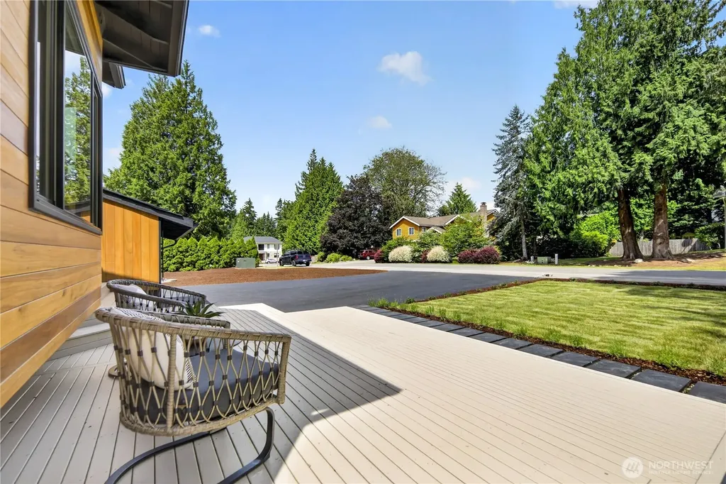 17409 NE 136th Street Redmond WA 98052