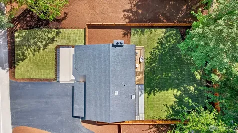 17409 NE 136th Street Redmond WA 98052