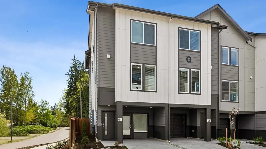 16830 20th Avenue W Lynnwood WA 98037