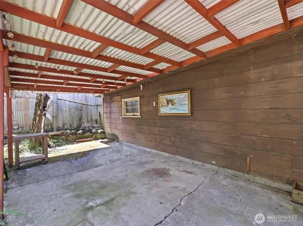5603 SW Lander Street Seattle WA 98116