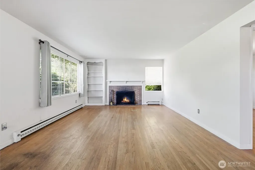 5603 SW Lander Street Seattle WA 98116