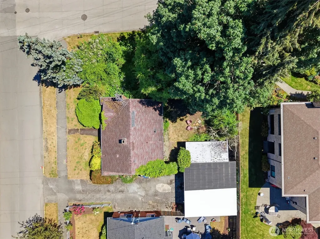 5603 SW Lander Street Seattle WA 98116