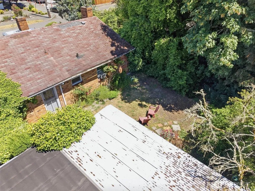 5603 SW Lander Street Seattle WA 98116