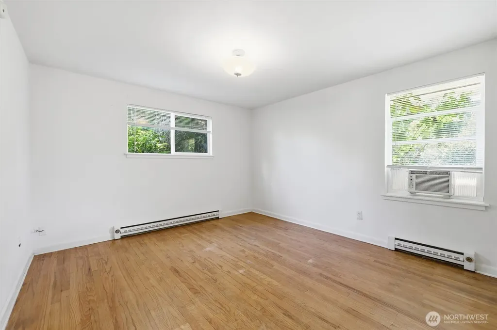 5603 SW Lander Street Seattle WA 98116