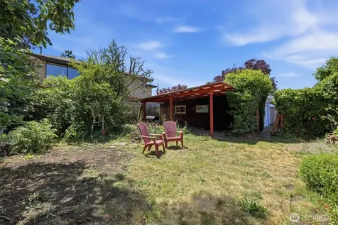 5603 SW Lander Street Seattle WA 98116