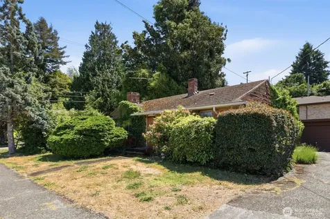 5603 SW Lander Street Seattle WA 98116