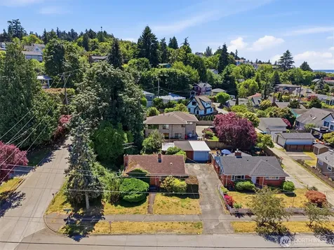 5603 SW Lander Street Seattle WA 98116