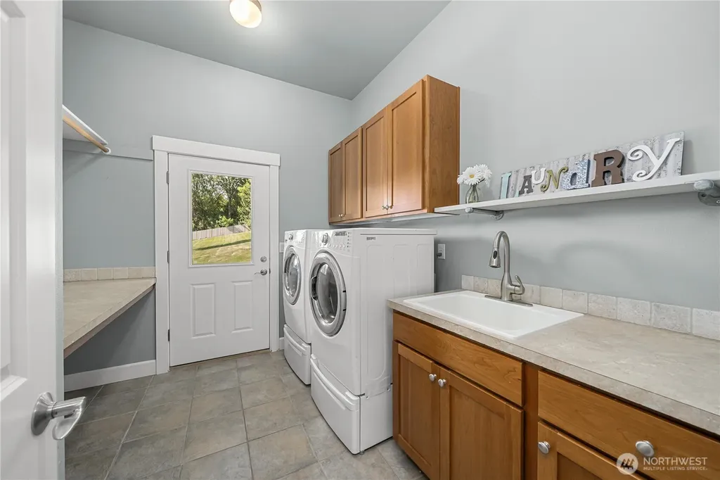 21801 26th Street E Lake Tapps WA 98391