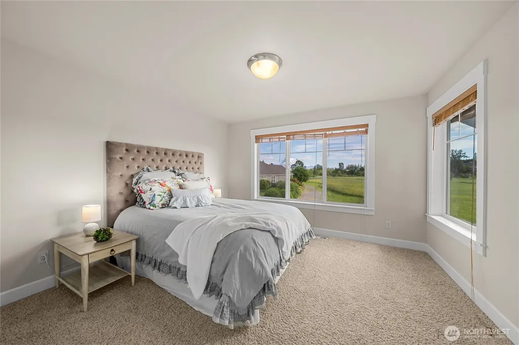 21801 26th Street E Lake Tapps WA 98391