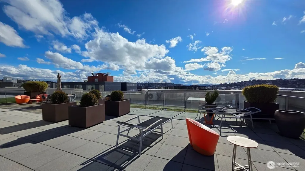1760 NW 56th Street Seattle WA 98107