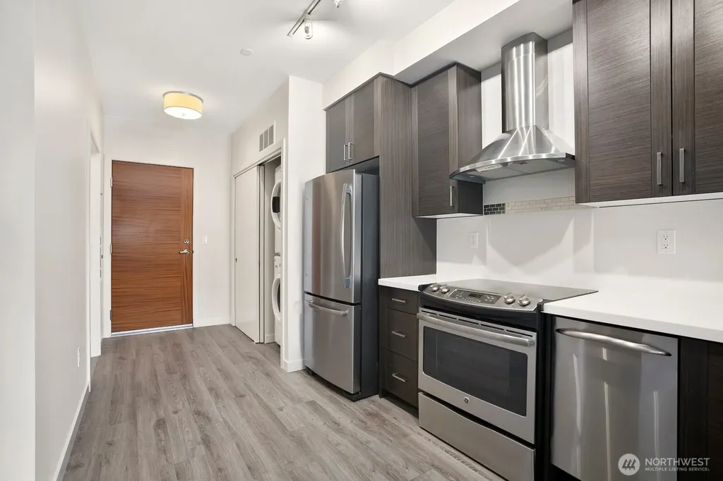 1760 NW 56th Street Seattle WA 98107