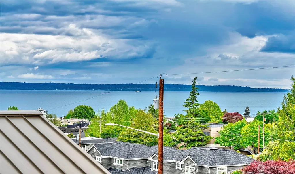 750 Maple Street Edmonds WA 98020