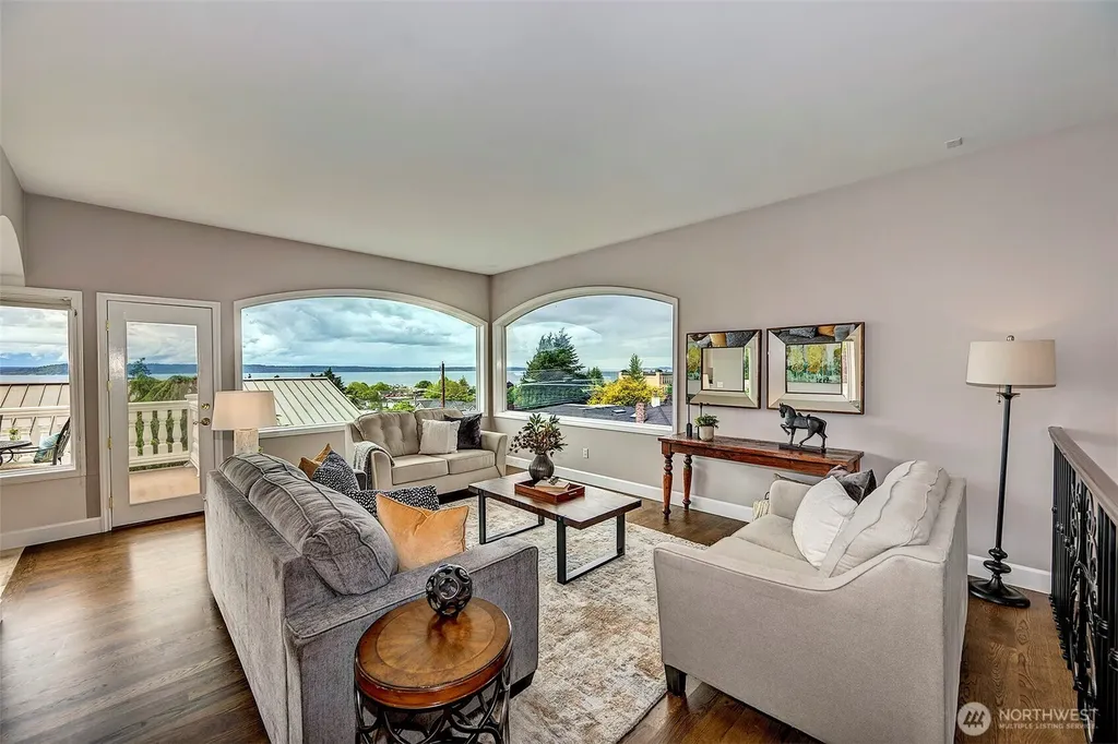 750 Maple Street Edmonds WA 98020