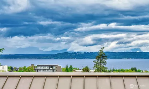 750 Maple Street Edmonds WA 98020
