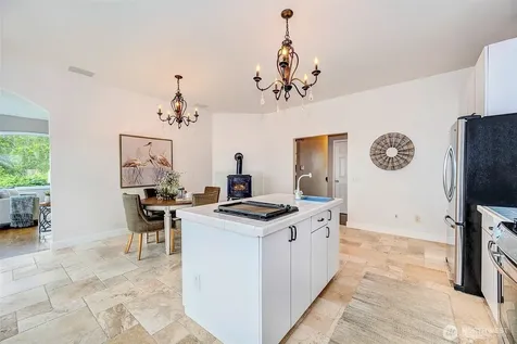 750 Maple Street Edmonds WA 98020