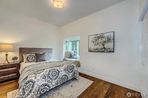750 Maple Street Edmonds WA 98020