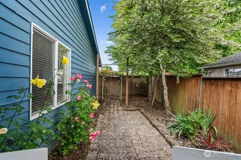 622 Northern Way Everett WA 98204
