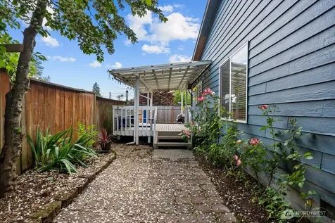 622 Northern Way Everett WA 98204