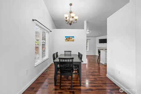 622 Northern Way Everett WA 98204