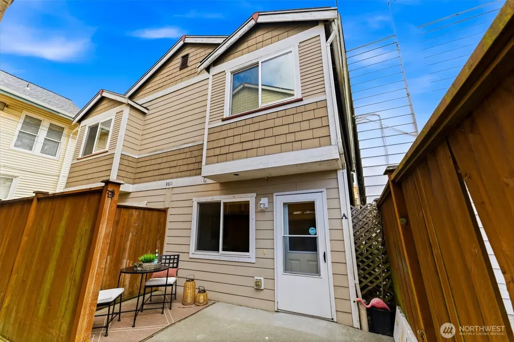 2611 6th Avenue Tacoma WA 98406