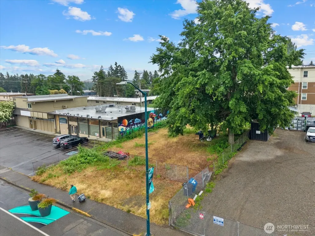 4 SW 153rd Street Burien WA 98166