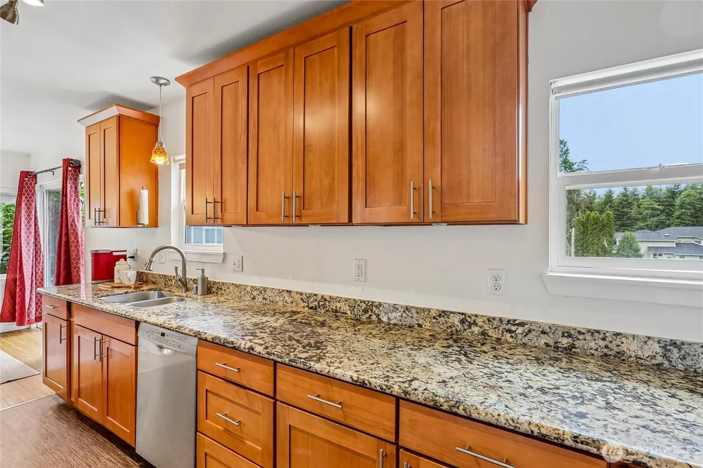 16208 48th Avenue W Edmonds WA 98026