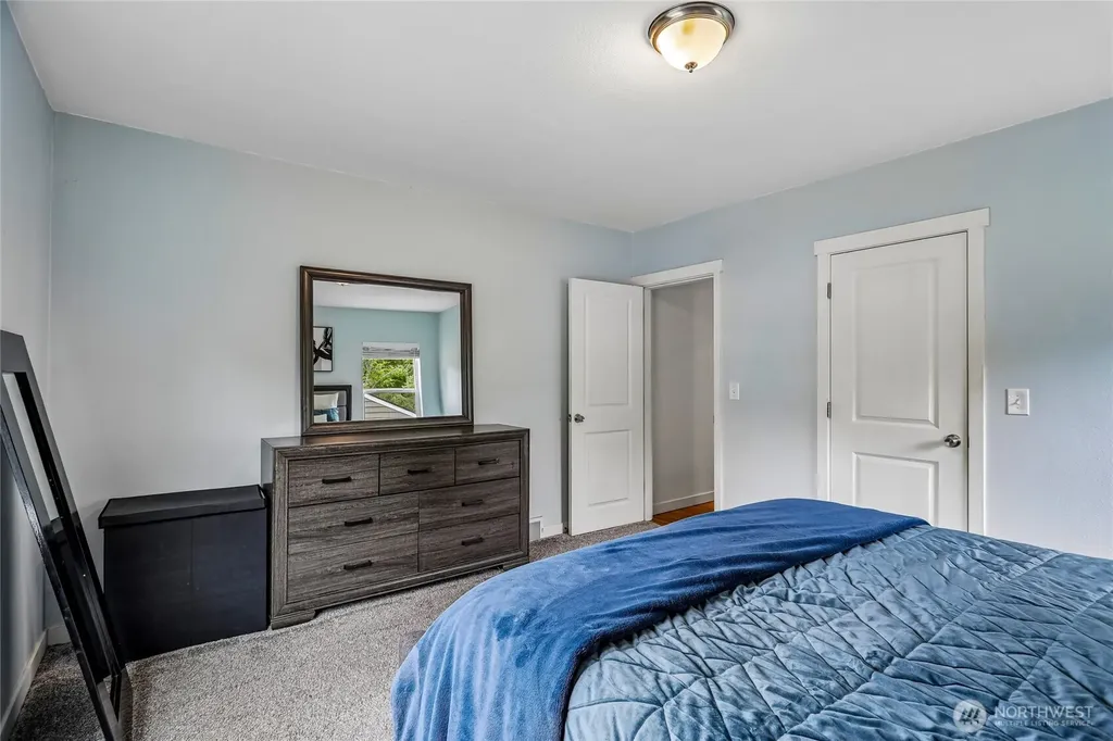 16208 48th Avenue W Edmonds WA 98026