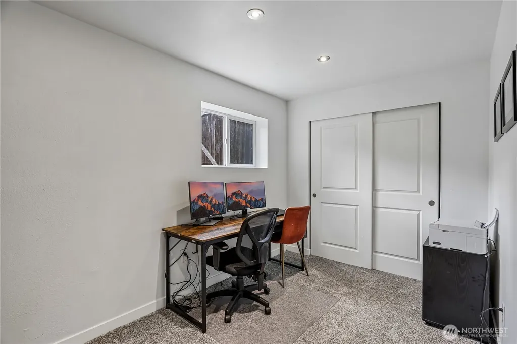 16208 48th Avenue W Edmonds WA 98026