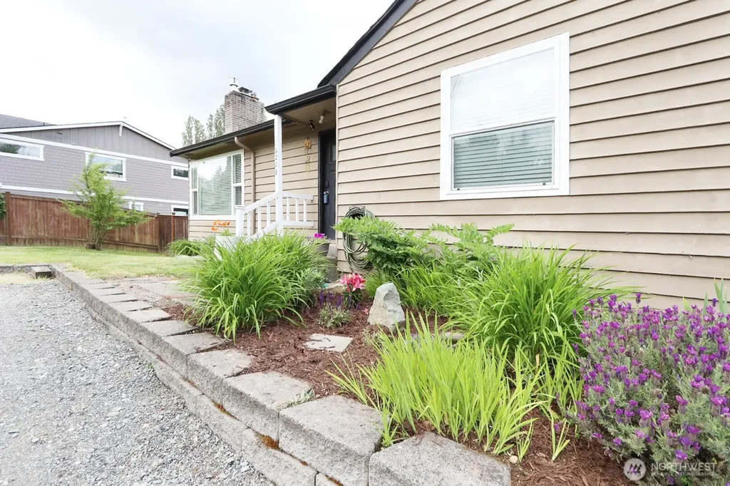 16208 48th Avenue W Edmonds WA 98026