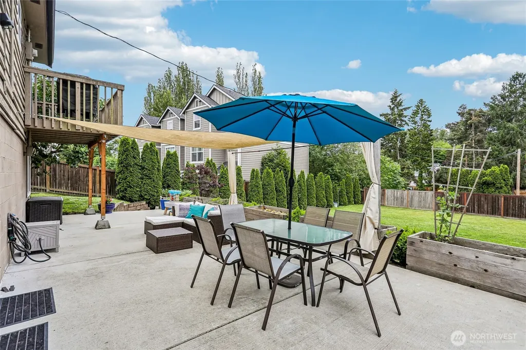 16208 48th Avenue W Edmonds WA 98026