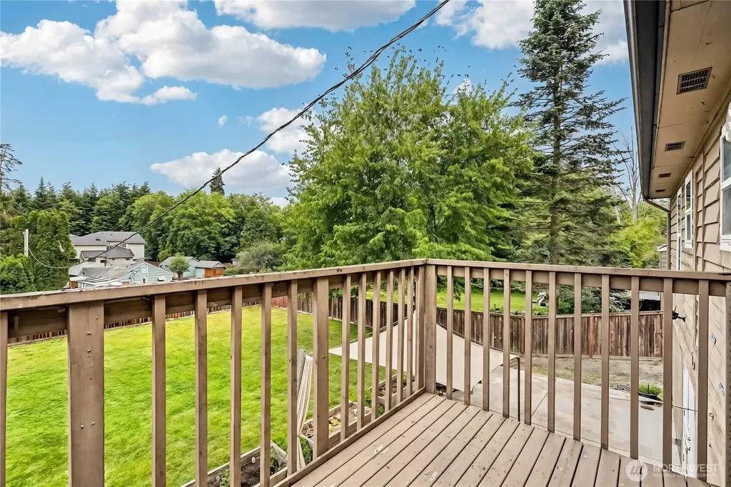 16208 48th Avenue W Edmonds WA 98026