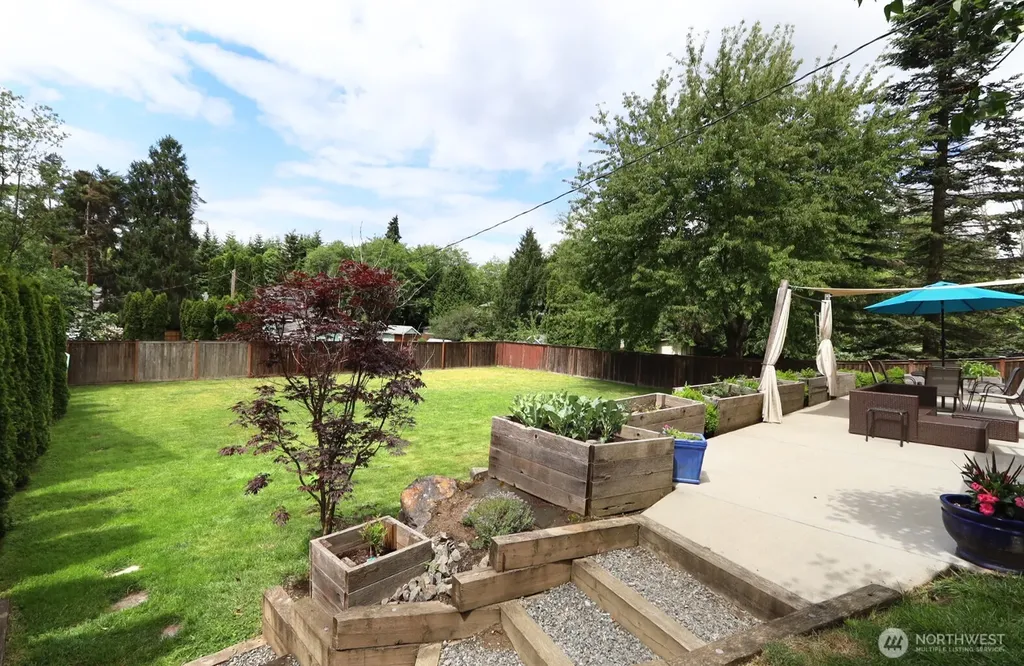 16208 48th Avenue W Edmonds WA 98026