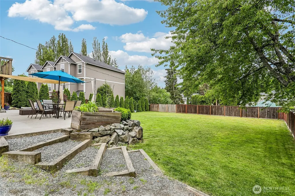 16208 48th Avenue W Edmonds WA 98026