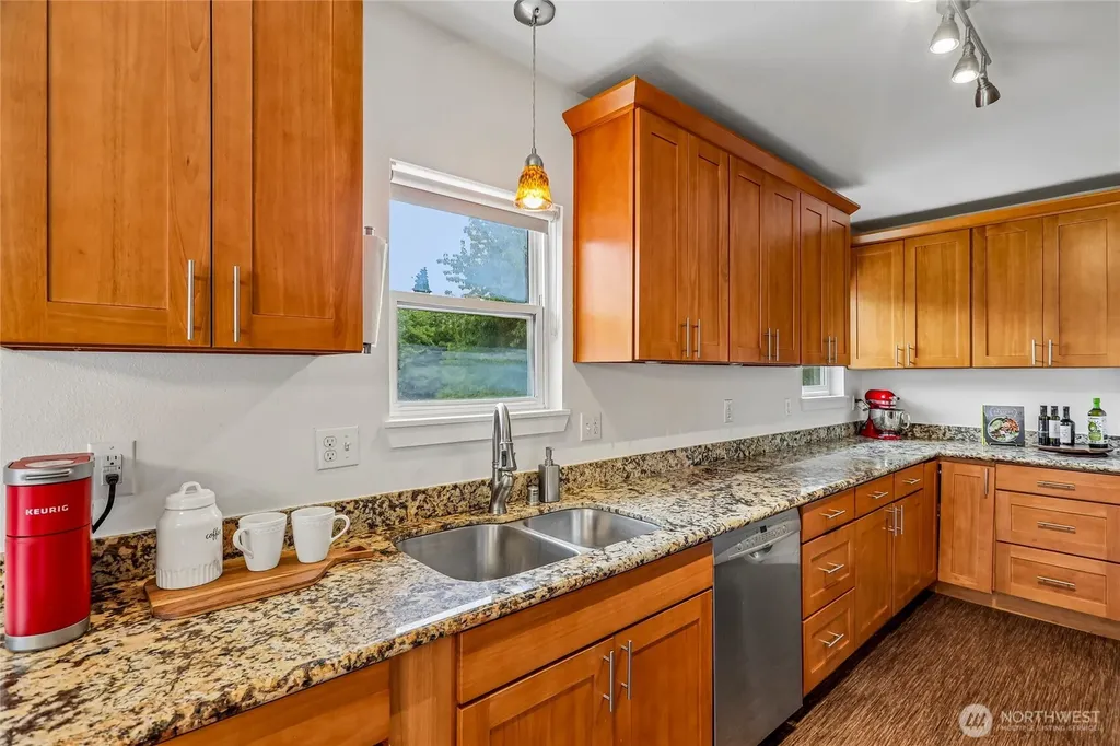 16208 48th Avenue W Edmonds WA 98026