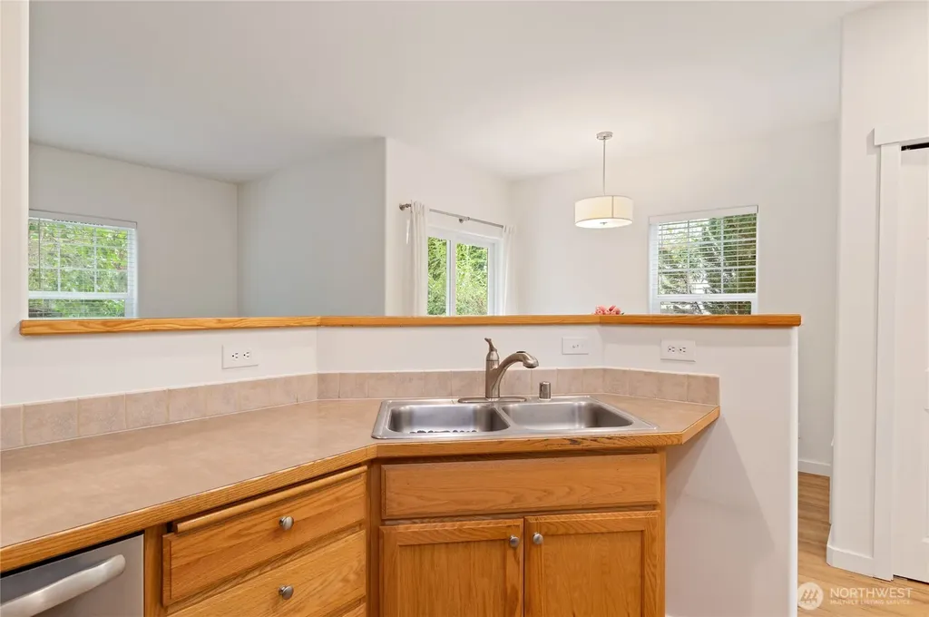 10612 NE Kingston Meadows Circle Kingston WA 98346