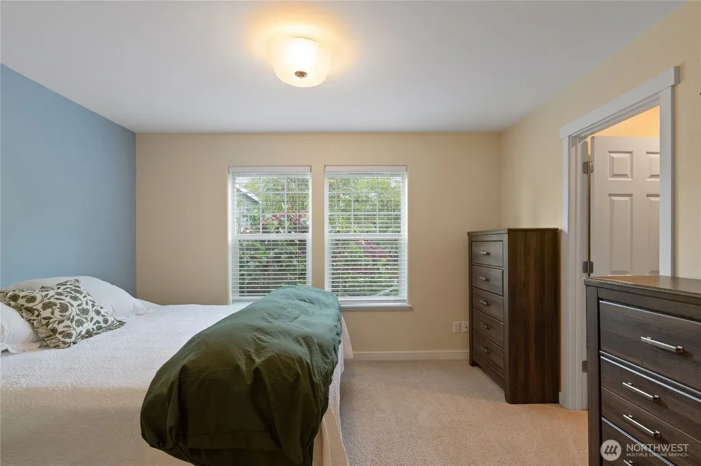 10612 NE Kingston Meadows Circle Kingston WA 98346