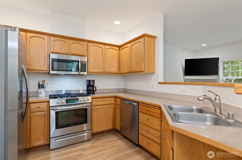 10612 NE Kingston Meadows Circle Kingston WA 98346