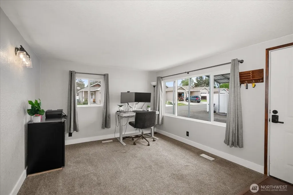 517 S Felts Road Spokane Valley WA 99206