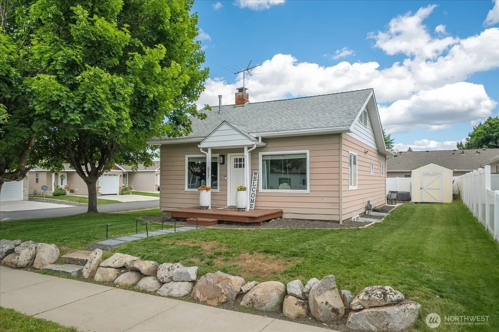 517 S Felts Road Spokane Valley WA 99206
