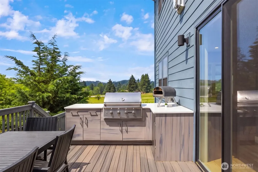 8701 NE Winslow Grove Court Bainbridge Island WA 98110