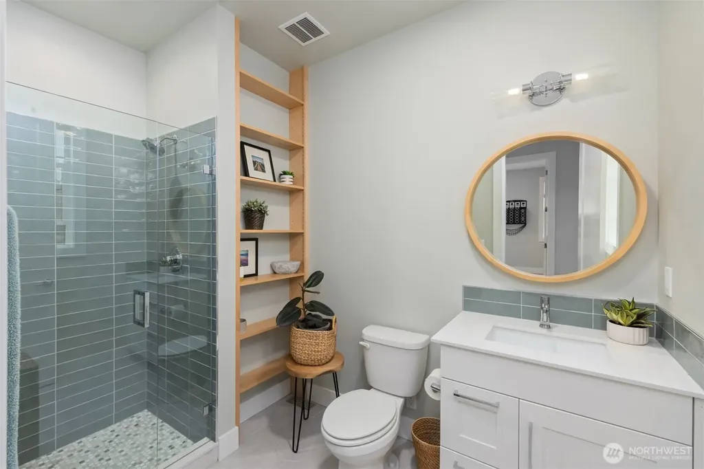8701 NE Winslow Grove Court Bainbridge Island WA 98110