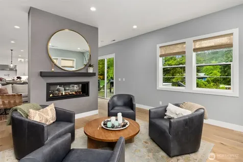 8701 NE Winslow Grove Court Bainbridge Island WA 98110