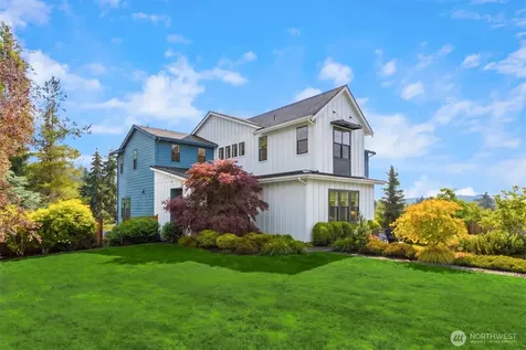 8701 NE Winslow Grove Court Bainbridge Island WA 98110